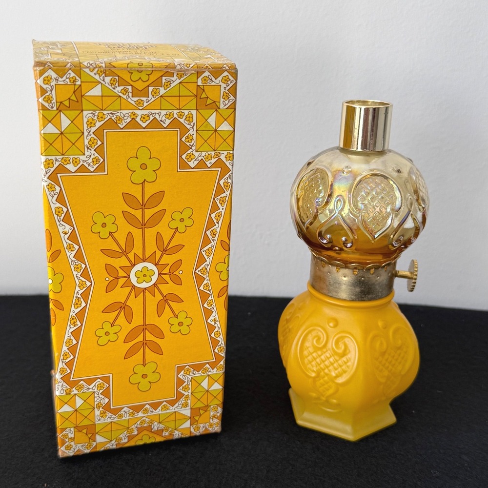 Vintage Avon Parlor Lamp Elusive Cologne Bottle w Box Empty 1970s